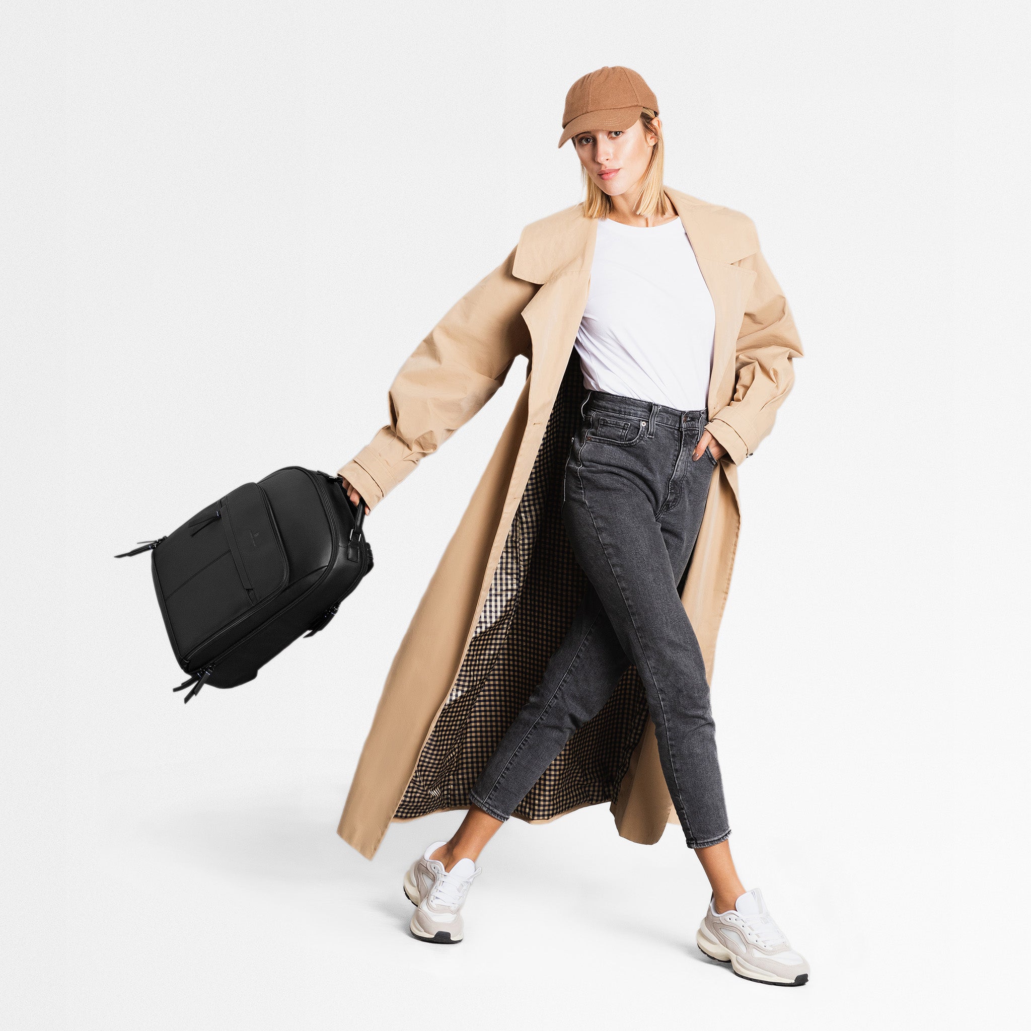 Essential Backpack Cactus Leather Black - Lilienthal Berlin