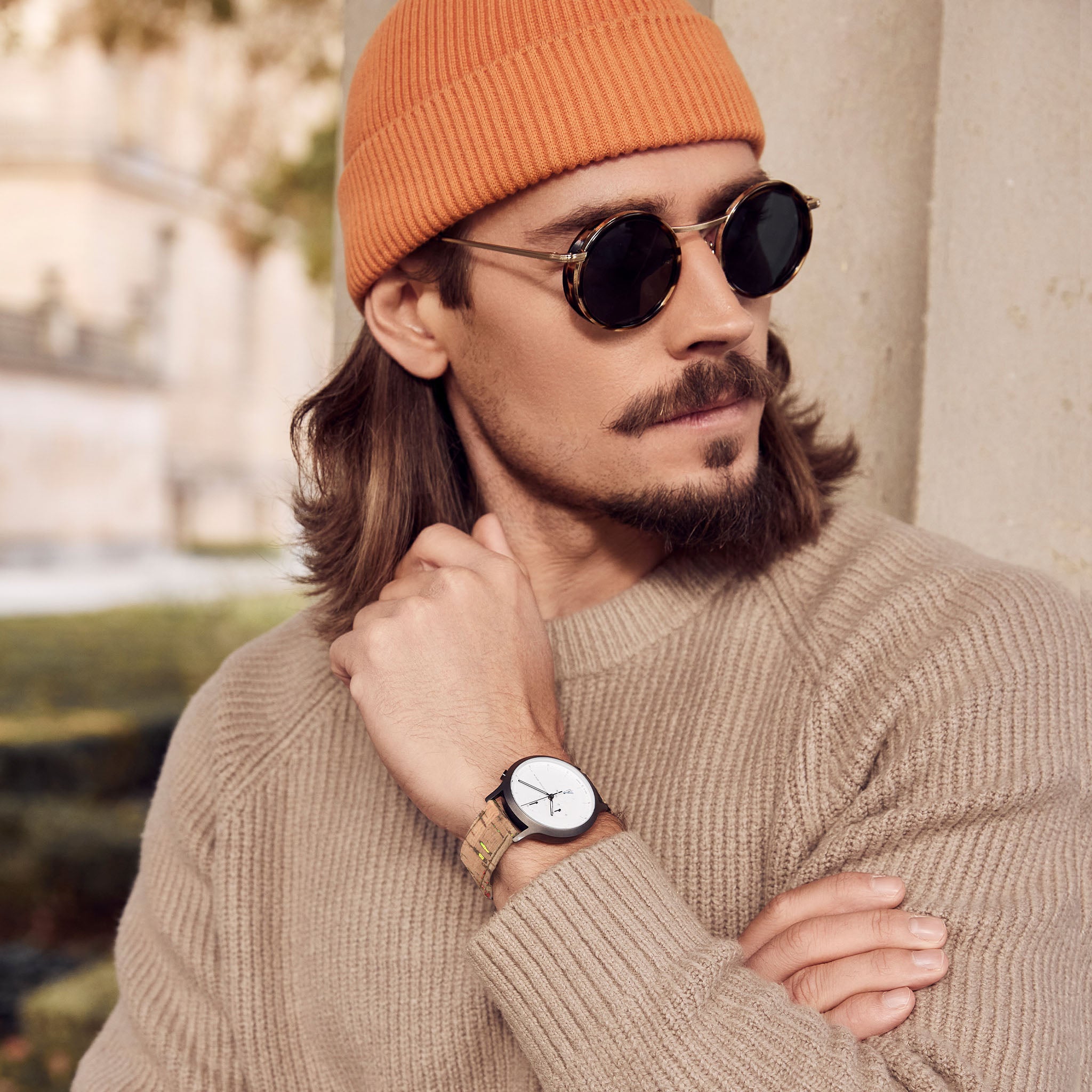 Chronograph – Dark Silver White