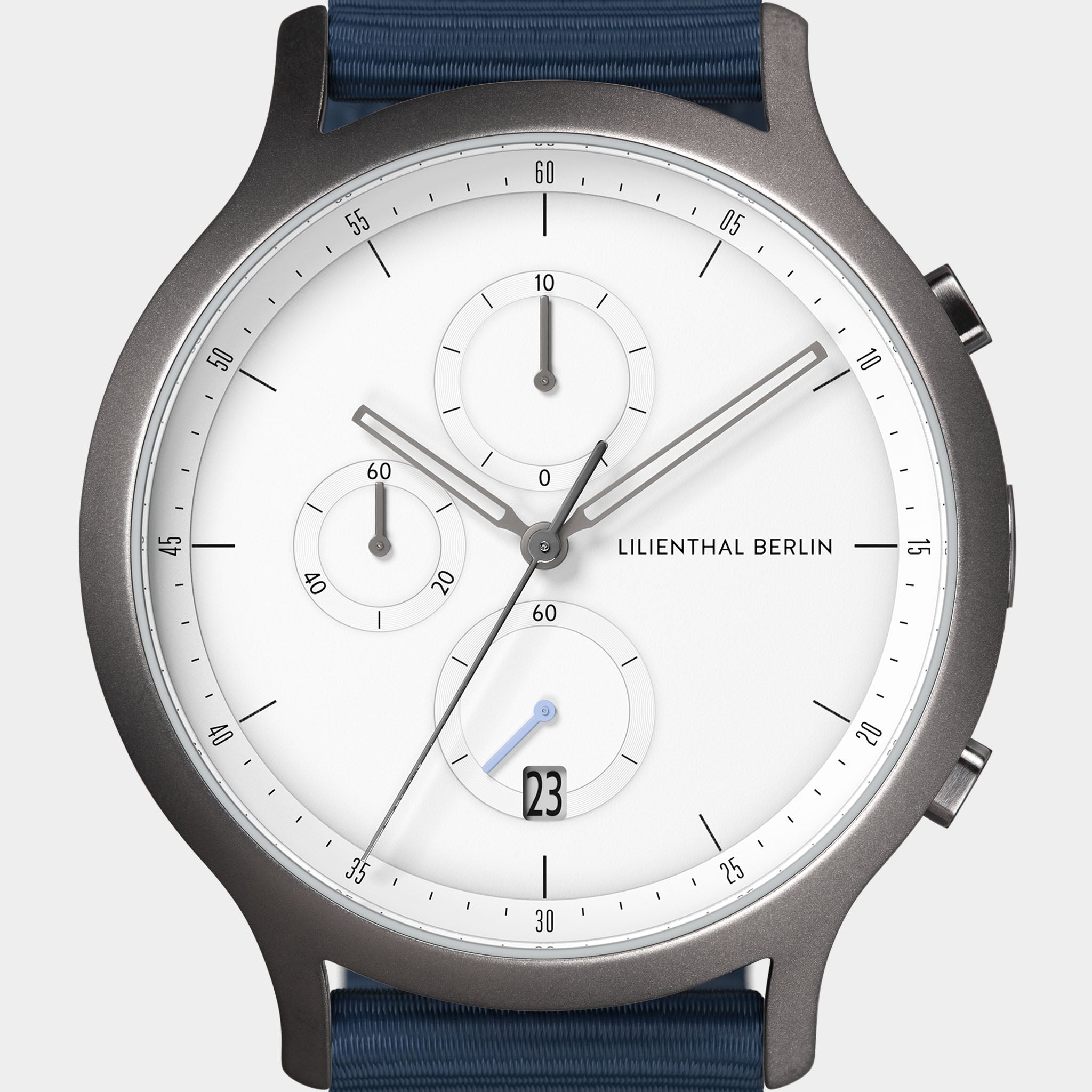 Chronograph – Dark Silver White