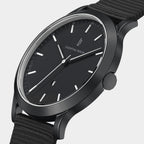 Huxley – Black White