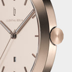 Huxley – Bronze Almond