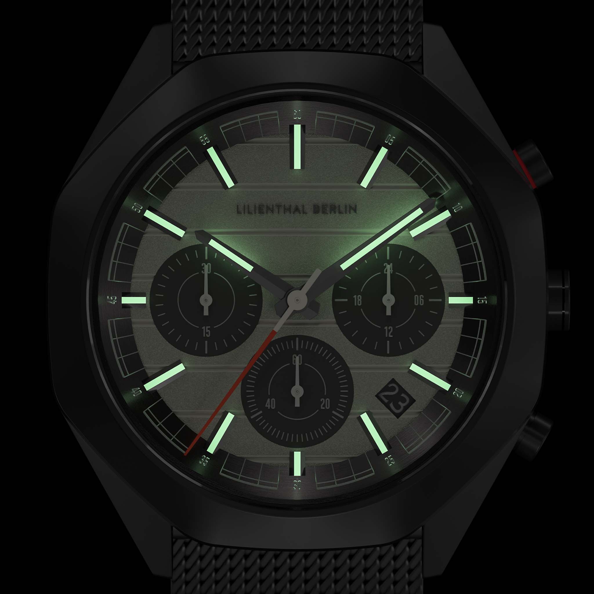 Octachrono – Black Sand