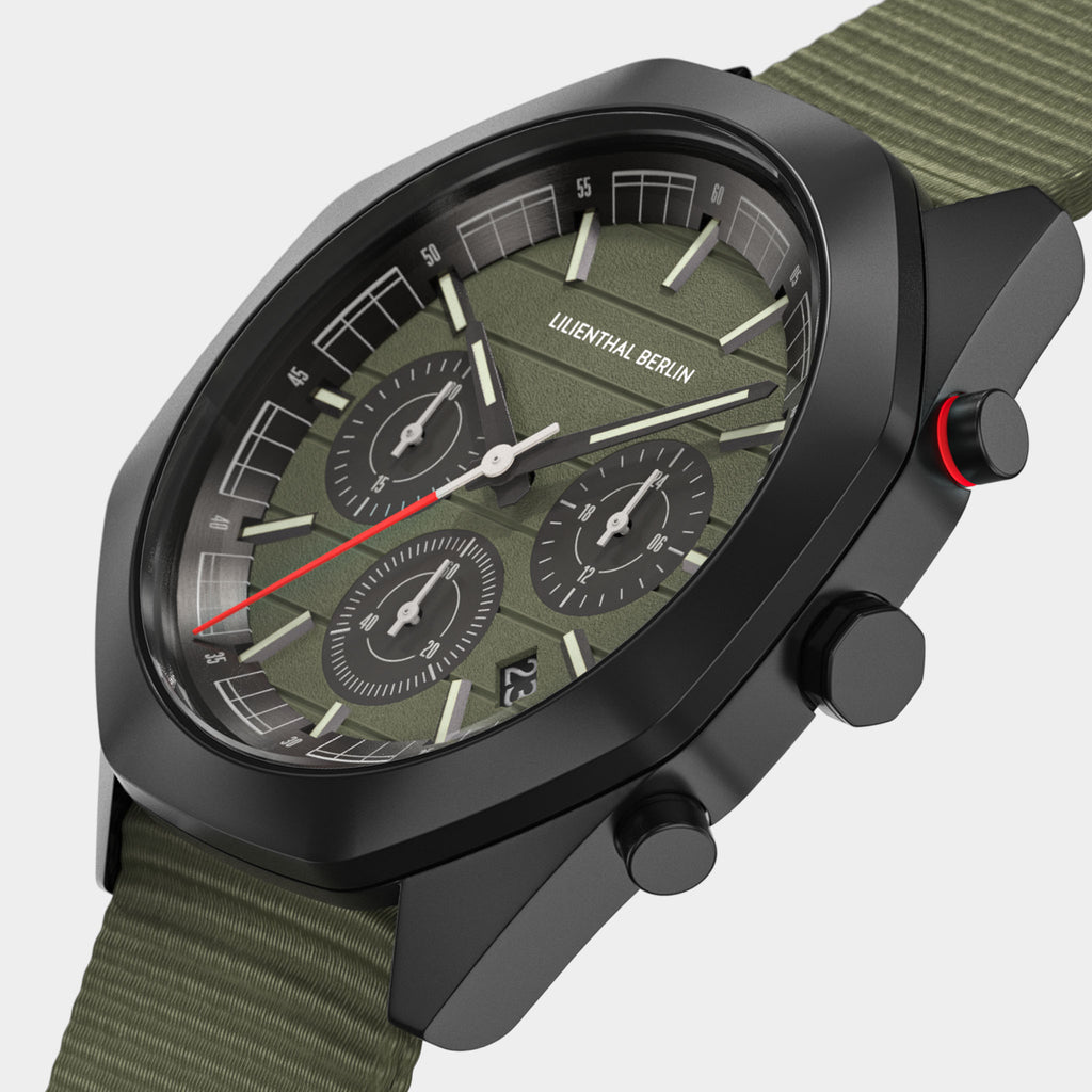 Octachrono – Black Olive