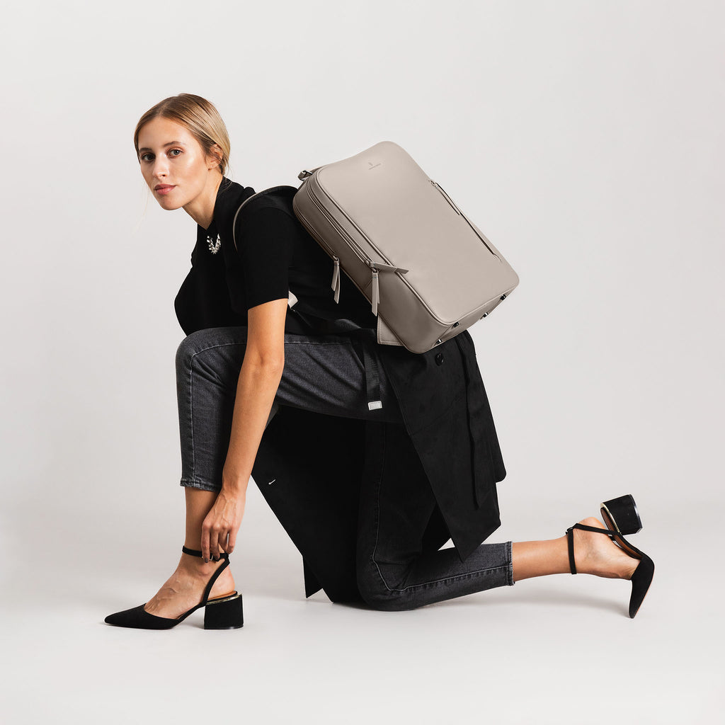 Virtuoso Minimalist Backpack – Light Gray