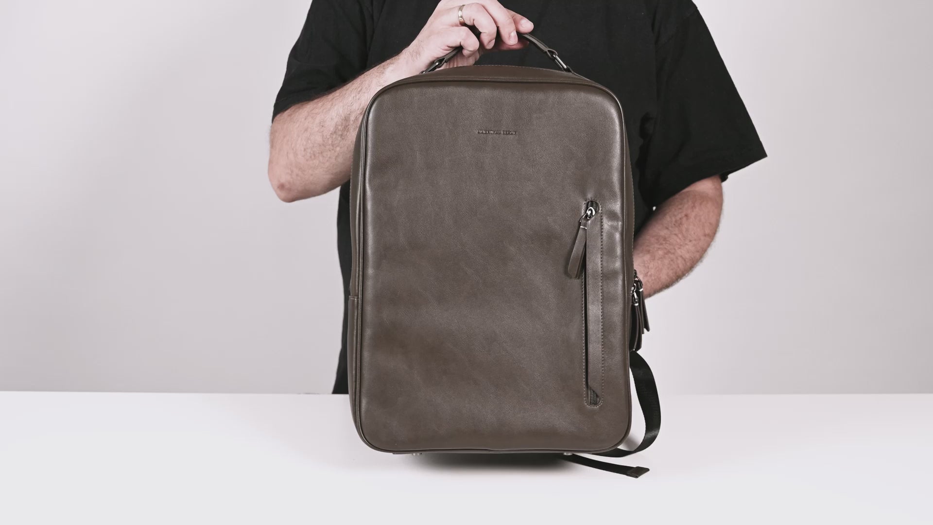 Virtuoso Minimalist Backpack – Navy Blue